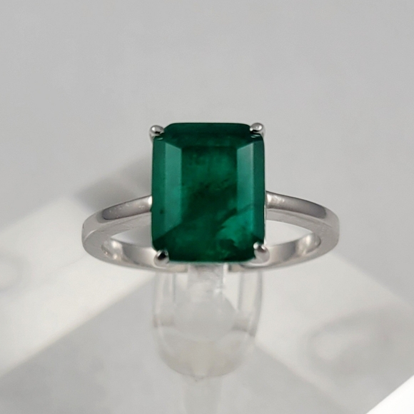 Sterling 3ct Natural Emerald Ring